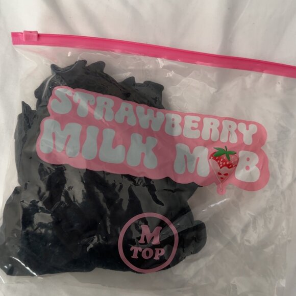 Strawberry Milk Mob Summertime Set (Top, Bottom and Skirt) - Picture 8 of 15